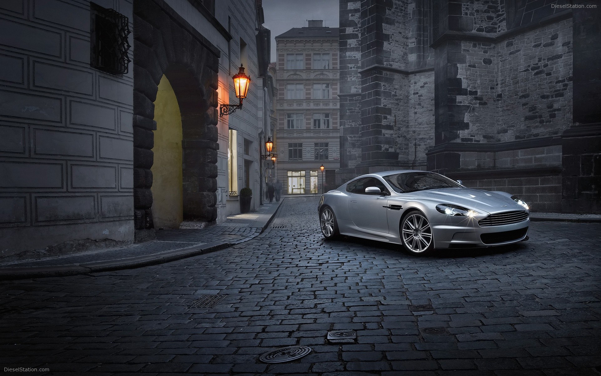 Aston Martin DBS